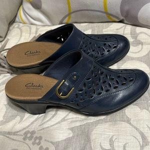 Clark Bendable Blue leather - Dressy Mules